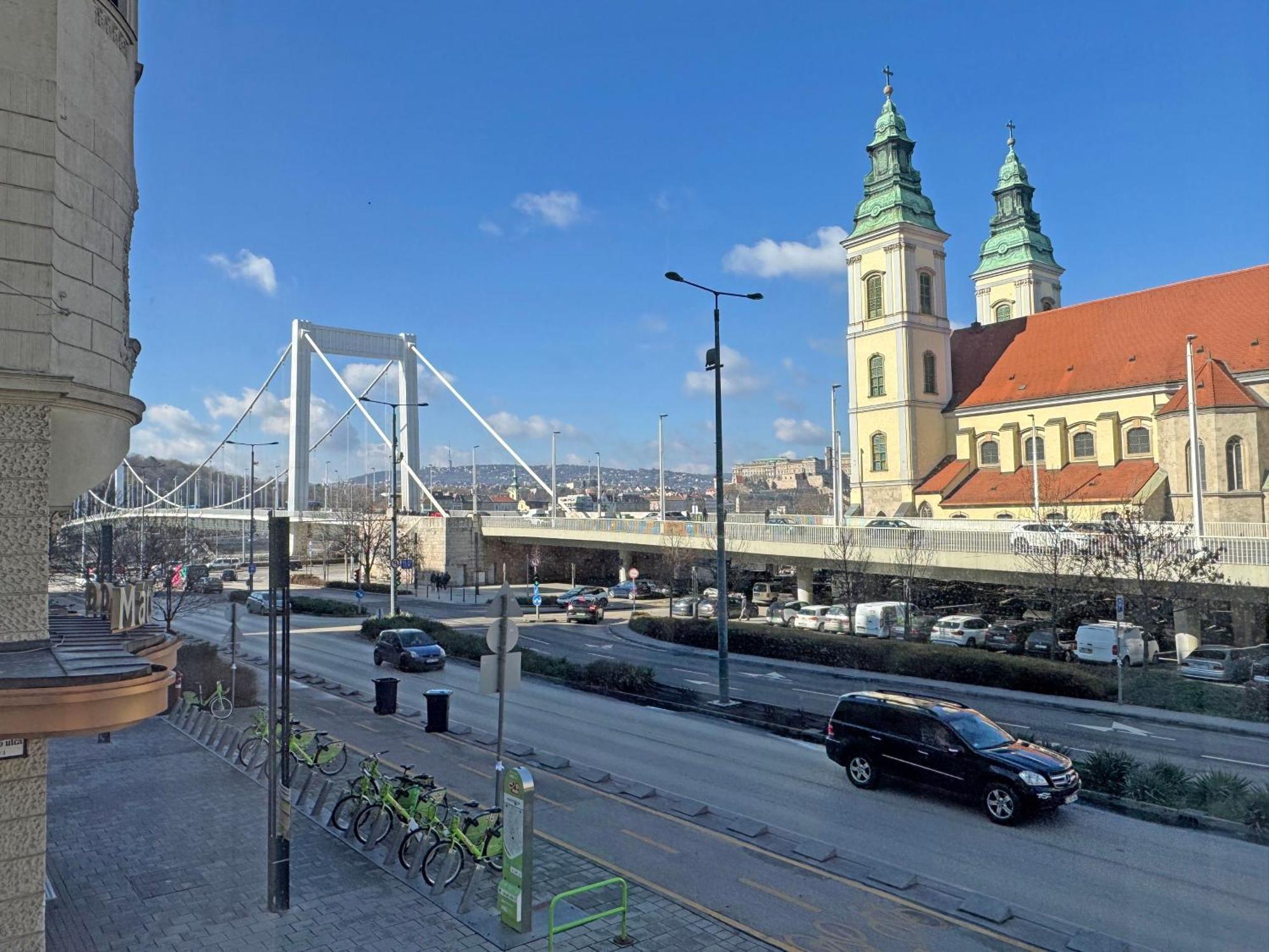 Deluxe Danube Center Next To The Fashion St' Budapest